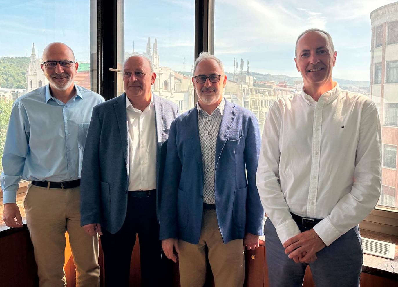 alianza servicios energéticos Grupo ASE y TÜV Rheinland