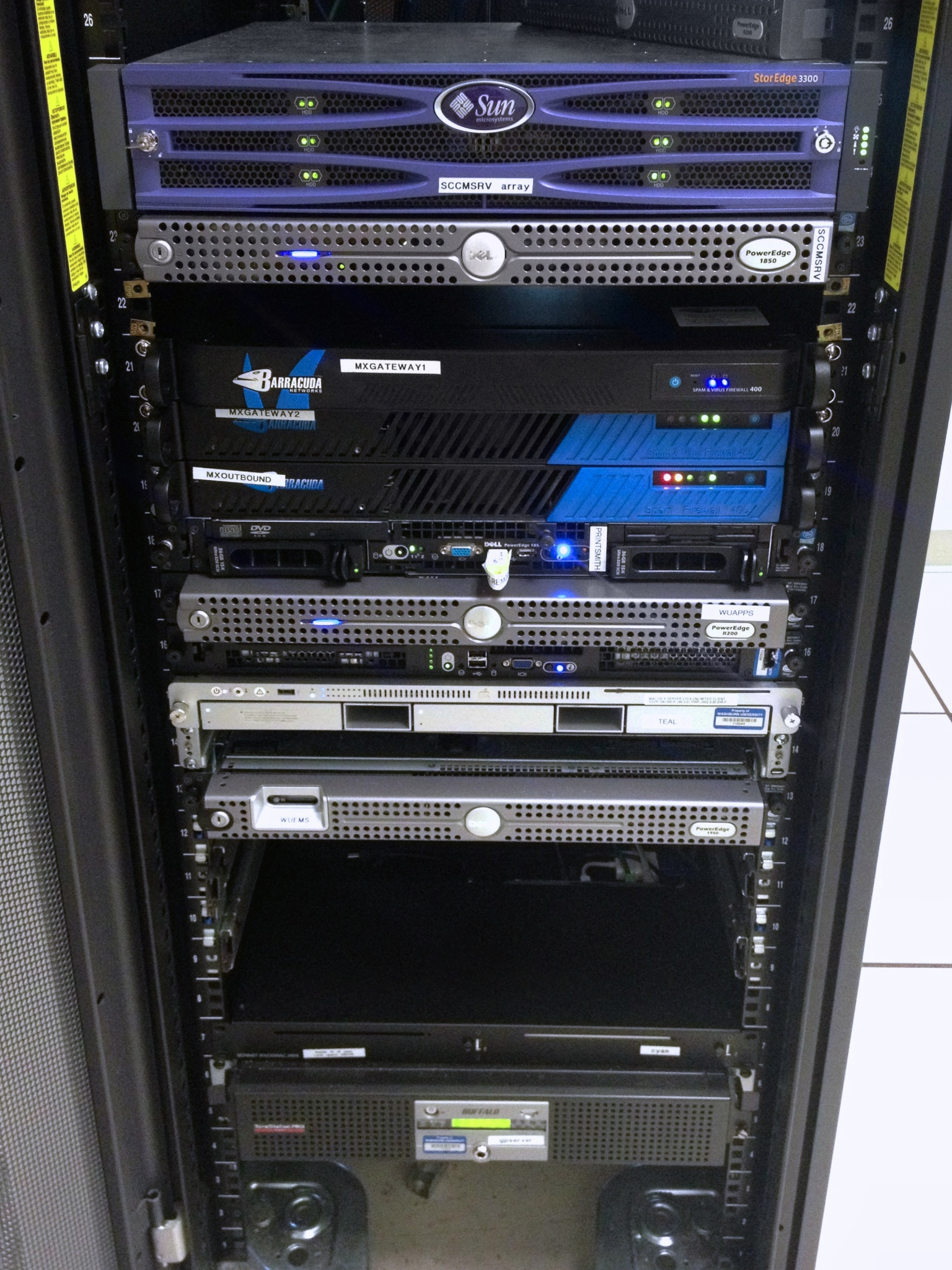Rack de servidores en un centro de datos